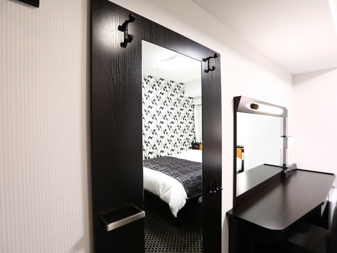 Bedroom 3, APA Hotel & Resort Niigata Ekimae Odori, Niigata