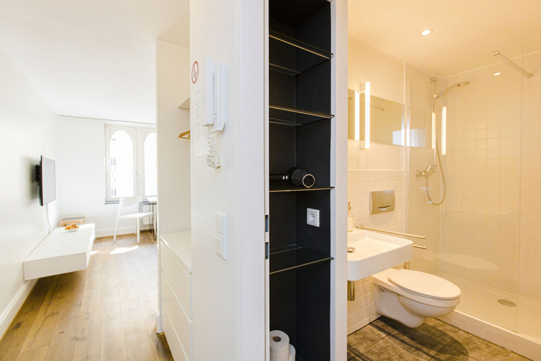 Bathroom 3, statthaus - statt Hotel, Köln
