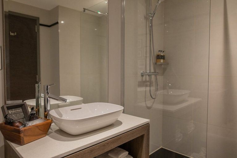 Bathroom 4, The Marmalade Hotel, Highland