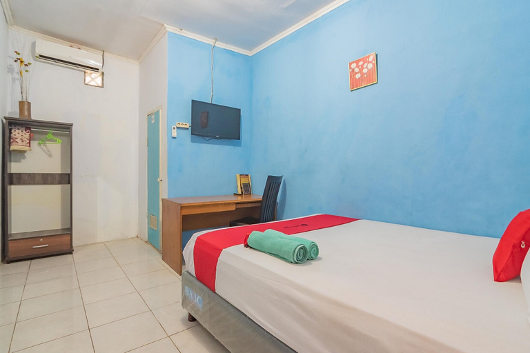 Bedroom 2, RedDoorz Syariah @ Lafa Park Adventure, Cikarang