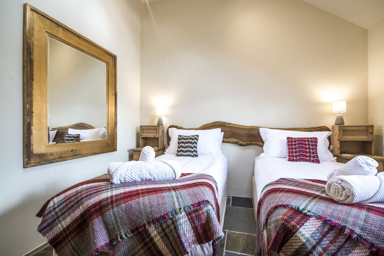 Bedroom 3, Lavender - Luxurious Barn Conversion, Pembrokeshire
