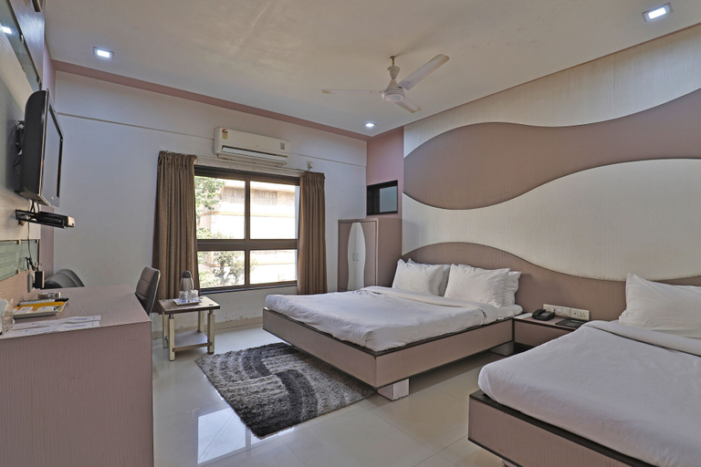 Bedroom 4, Hotel Merit, Surat