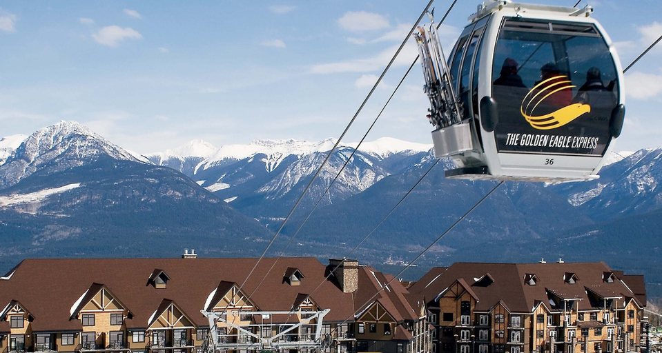 Exterior & Views 2, Glacier Mountaineer Lodge, Columbia-Shuswap