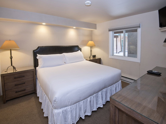Bedroom 1, Vantage Point Condo 105, Eagle