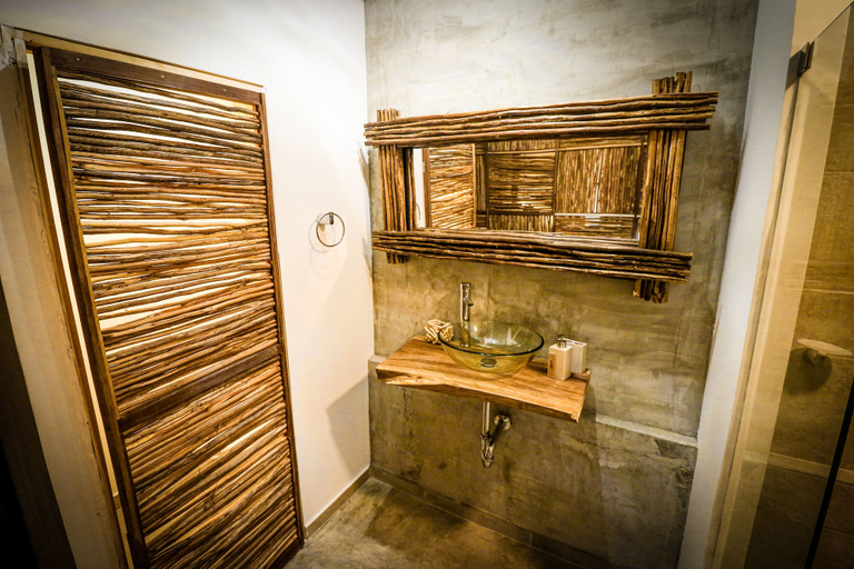 Bathroom 3, Namaste Beach Club & Hotel, Cartagena de Indias