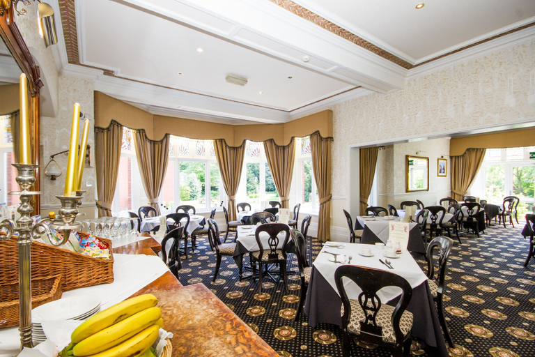 Food & Drinks 5, The Normanhurst Hotel, Trafford