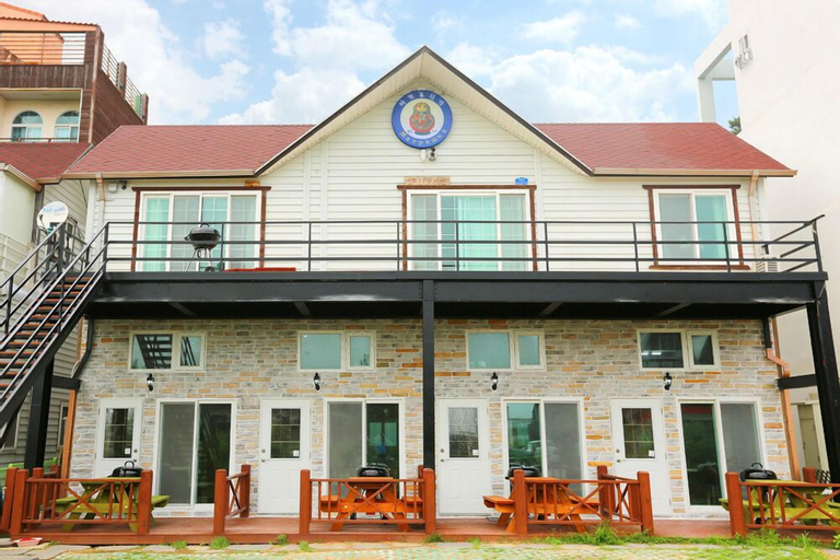 Matryoshka Pension, Ulju