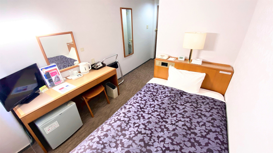 Bedroom 3, Hotel New Saitama, Saitama