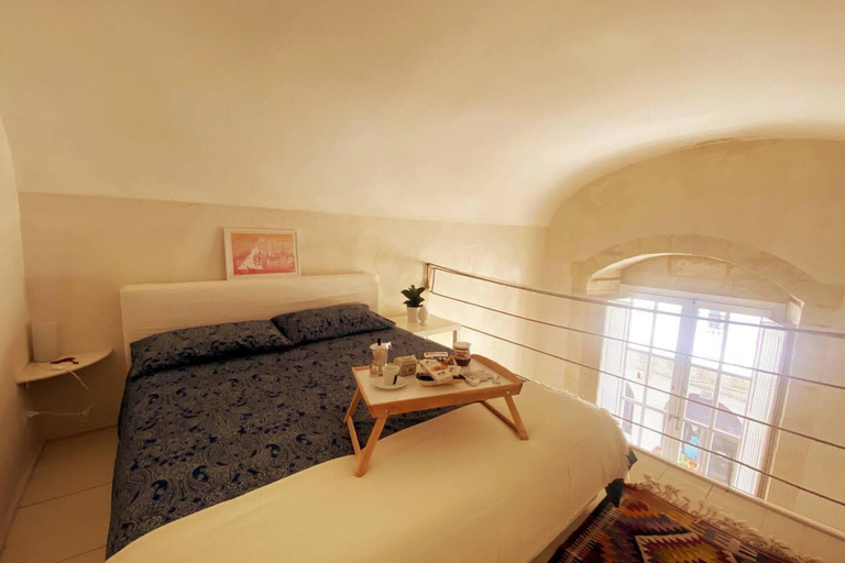 Bedroom 5, 2-bed Island Retreat - Baroque Courtyard & Views, Syracuse