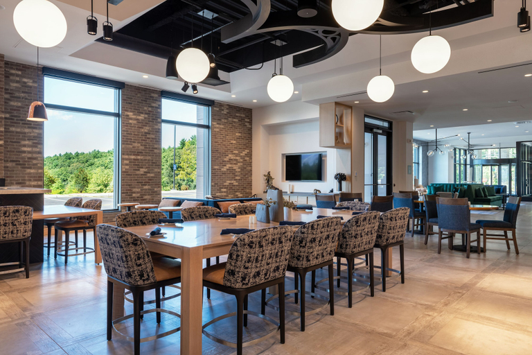 Food & Drinks 5, Hilton Garden Inn Boston Canton, Norfolk