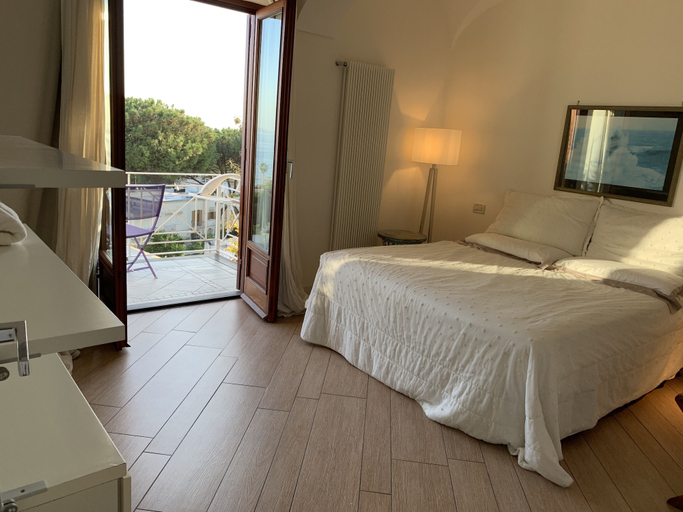 Bedroom 5, Agapanto Luxury Accommodation, Napoli