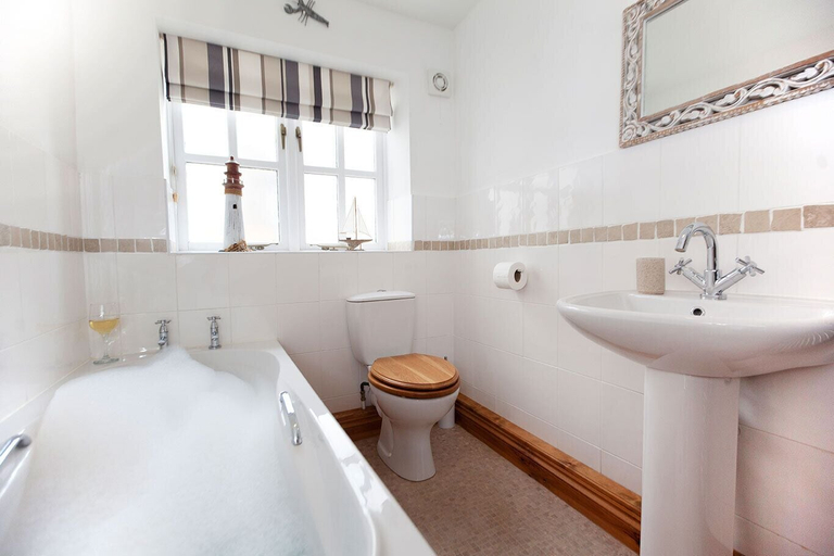 Bathroom 4, Farndale Cottage, North Yorkshire