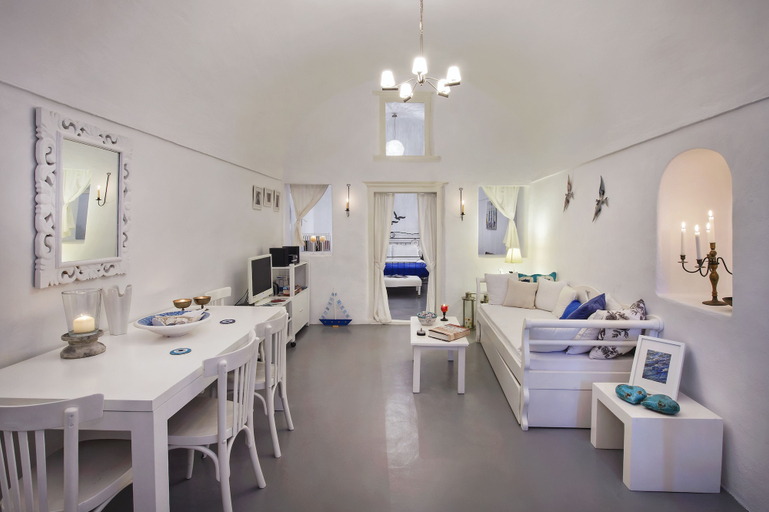 Food & Drinks, White Cave Private Villa, South Aegean
