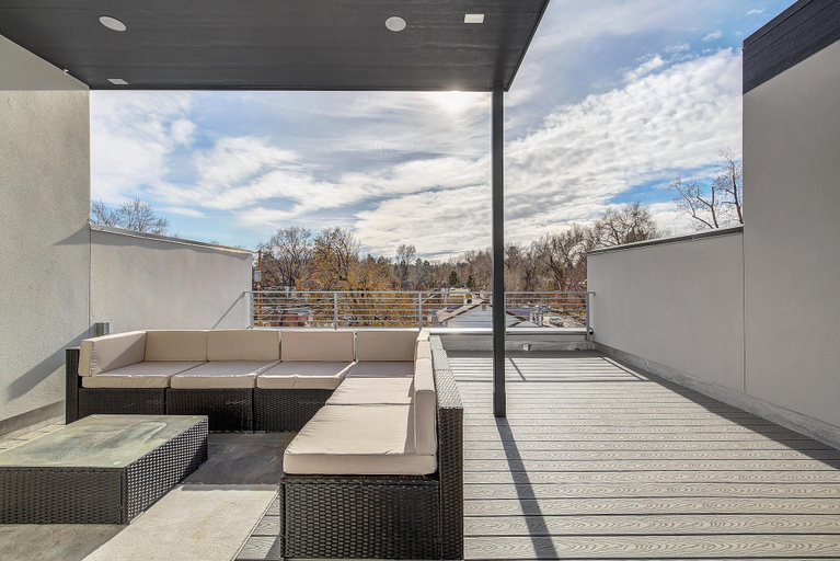 Others 4, New Stunning Modern Gem in Unbeatable Location, Denver