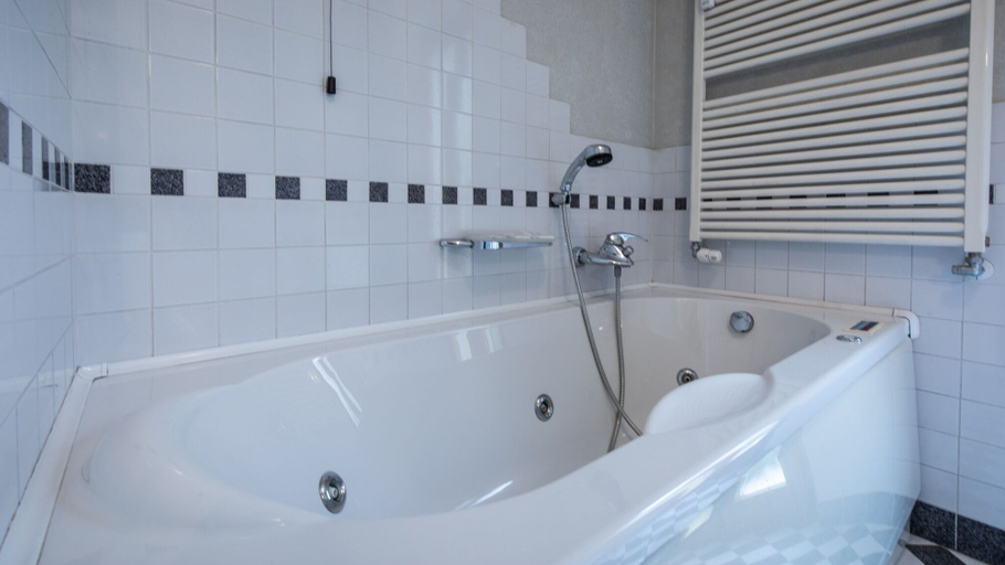 Bathroom 5, Italianway - Gradisca 8, Udine