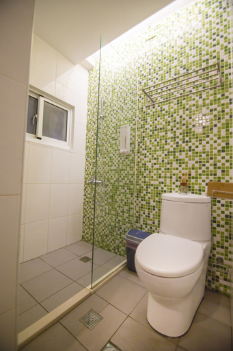 Bathroom 4, OneHeartInn, Tainan