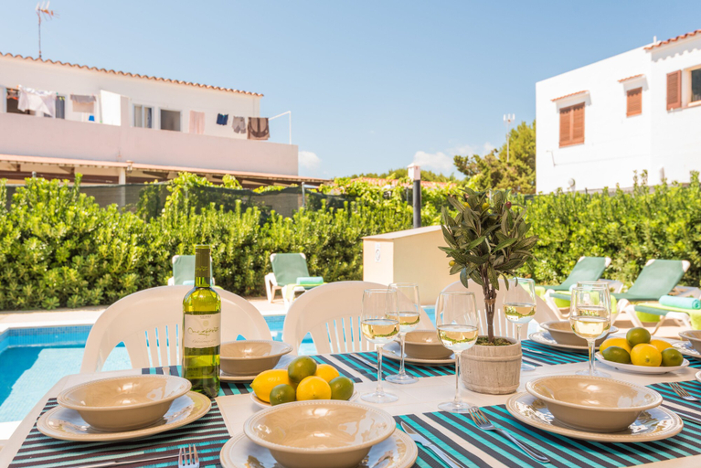 Others 5, Villa Menorca Garbo, Baleares