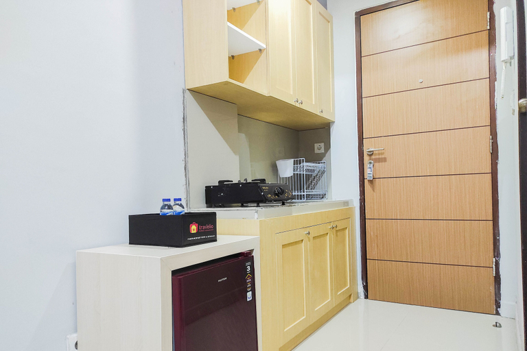 Others 4, Comfy And Minimalist Studio At Vida View Apartment, Makassar