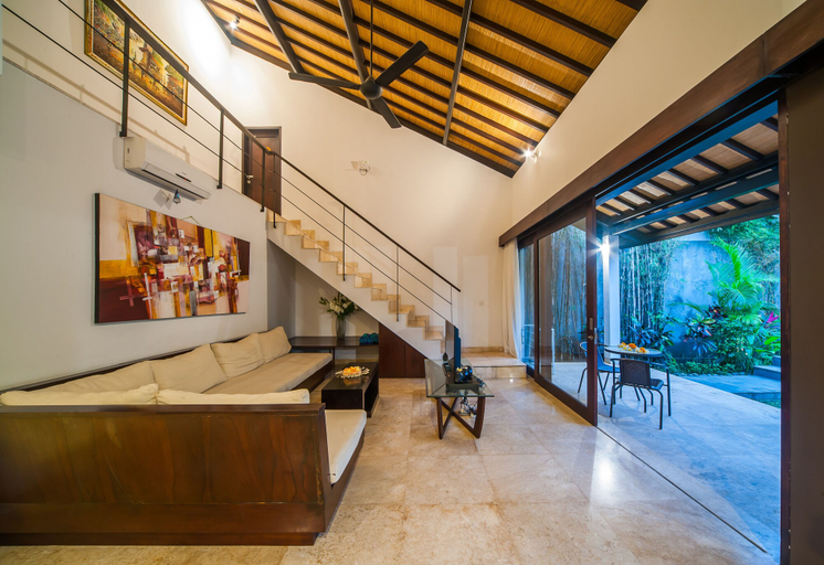 Others 4, Villa Tirta, Denpasar