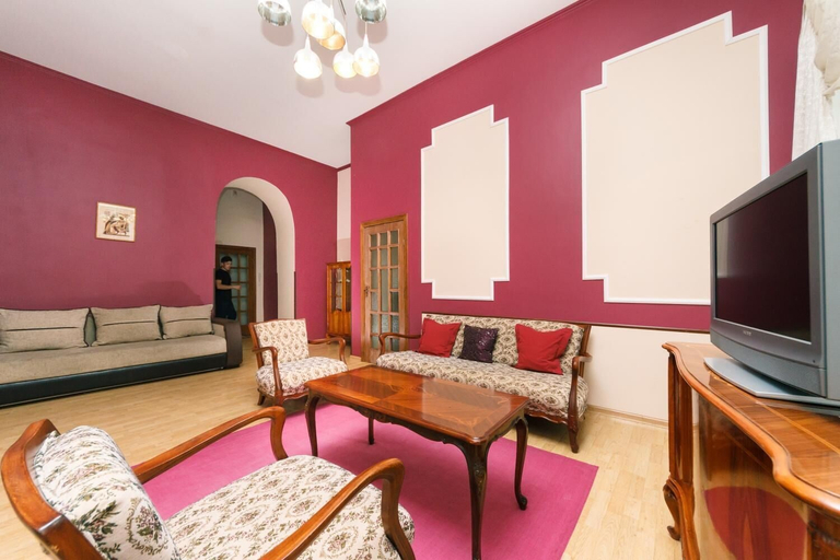 Others 5, Apartment near Arena City, Shevchenkivs'kyi