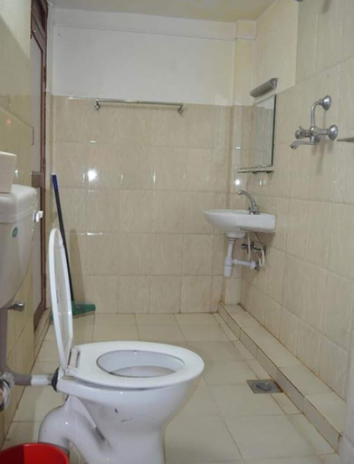 Bathroom, Hotel swastik, Bagmati