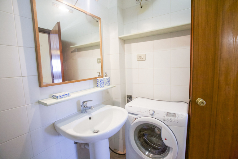 Bathroom 5, Appartamento Panoramico, Livorno