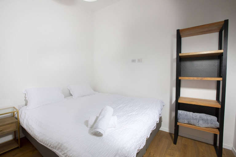 Bedroom 4, Chic Sea View Balcony Escape by Sea N' Rent