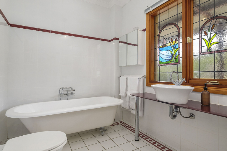 Bathroom 2, Manfield Country Bruny Island, Kingborough