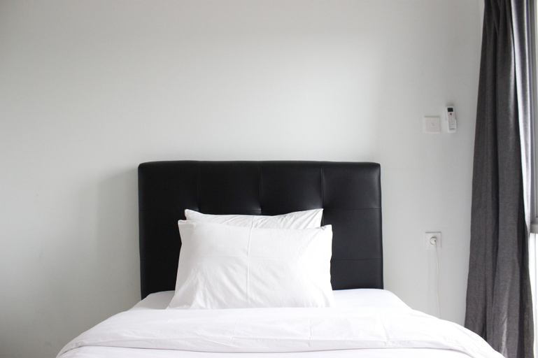 Bedroom 13