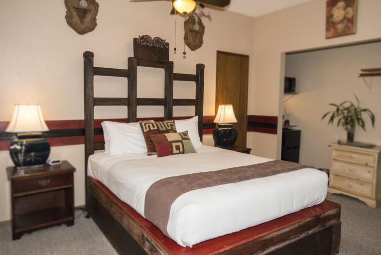 Bedroom 2, Lokahi Lodge, Hawaii