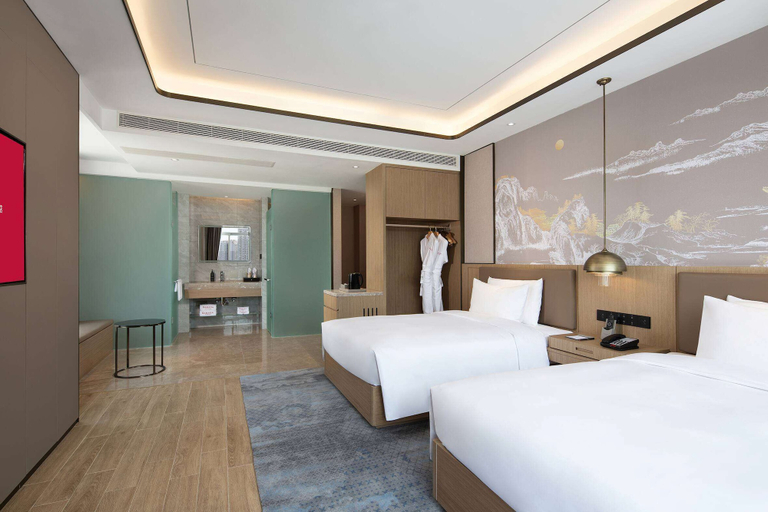 Bedroom 2, Ramada by Wyndham Xi'an Chanba, Xi'an