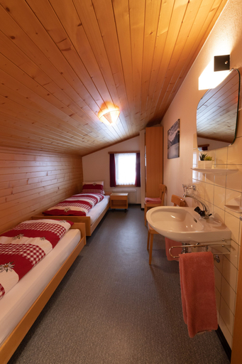 Others 3, Apartments Saasunia, Visp