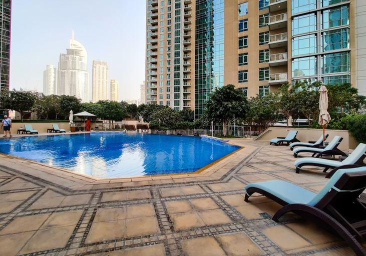 Sport & Beauty 5, bnbme 1B-BurjRes3-1304, Dubai