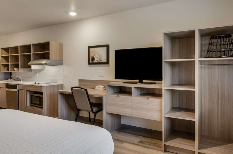 Bedroom 3, WoodSpring Suites Tacoma - Lakewood, Pierce