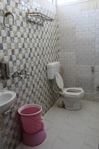 Bathroom 3, Hotel Gokul inn, Mathura