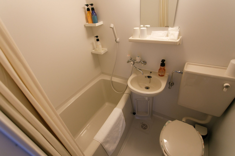 Bathroom 5, Toya Onsen Hotel Hanabi, Tōyako