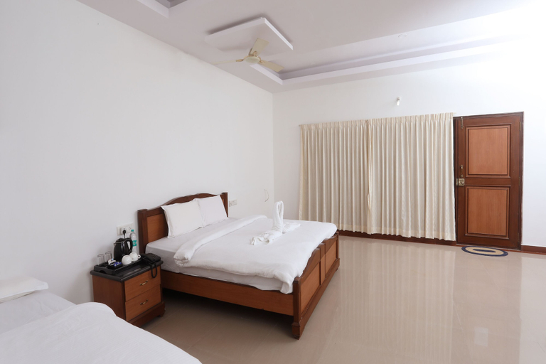 Bedroom 3, Holiday Valley Nature Resorts, Krishnagiri