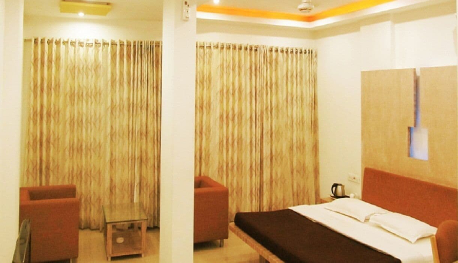 Bedroom 3, Hotel Harmony, Vadodara