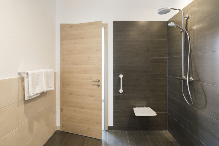 Bathroom 3, Lieblings P L A T Z Appartement, Waldeck-Frankenberg