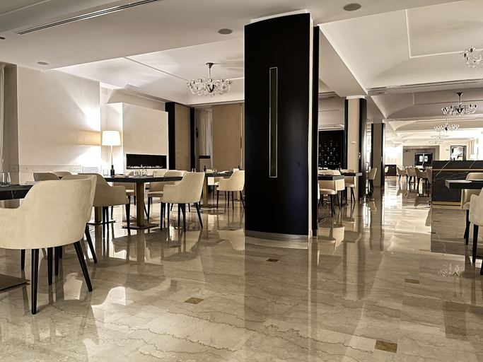 Food & Drinks 5, Magic Hotel, Salerno