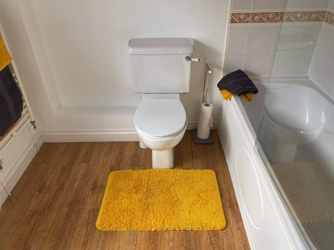 Bathroom 3, The Martlet Inn, Somerset