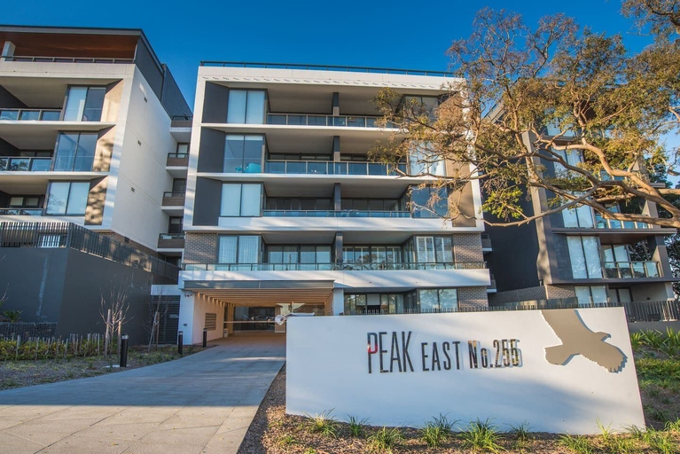 Exterior & Views 2, Peak East 2bed2bath APT @ryde SO Relaxing, Sydney