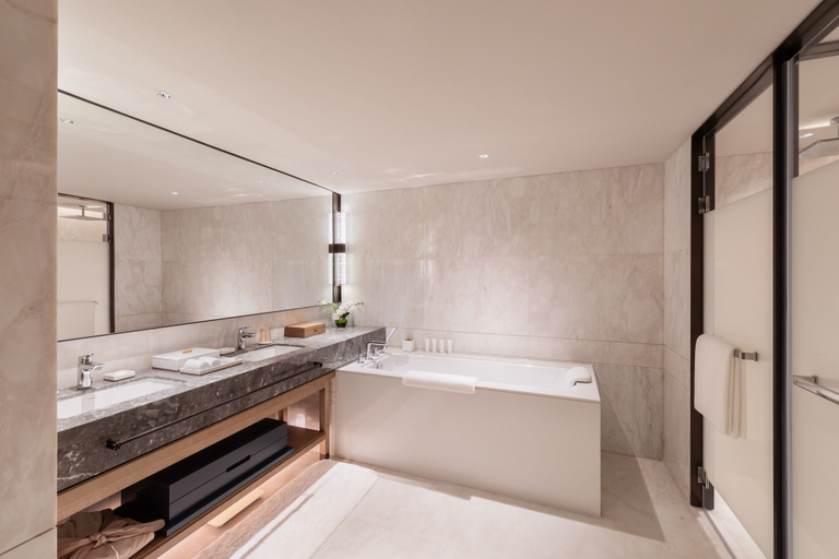 Bathroom 5, Gran Melia Chengdu, Chengdu