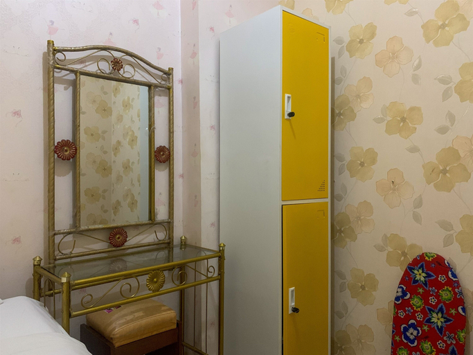 Bedroom 3, Comfort 2Br Apartment At Green Pramuka City, Jakarta Pusat