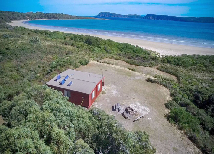 Others 1, Cloudy Bay Cabin, Kingborough