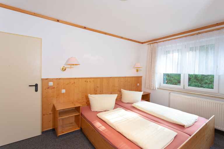 Bedroom 3, Sportpark Rabenberg, Erzgebirgskreis
