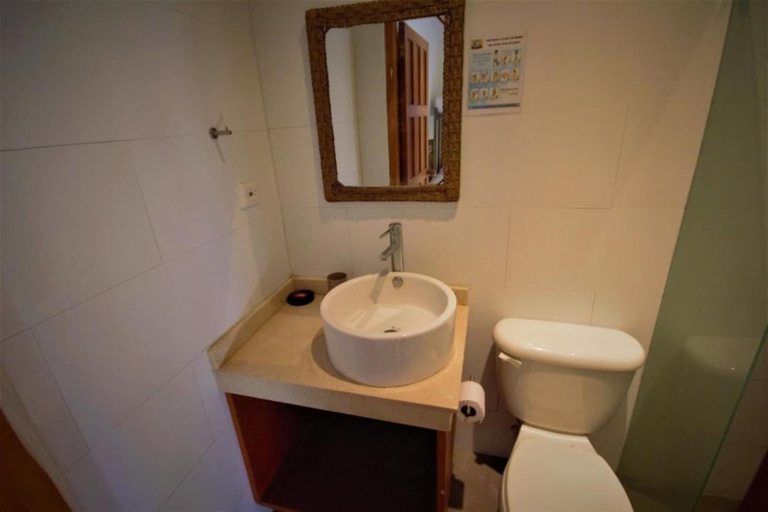 Bathroom 3, Hotel Casa Sarah, Santa Marta (Dist. Esp.)