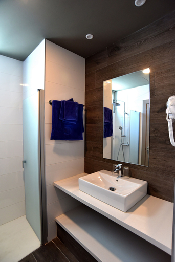 Bathroom 3, TC Hotel Doña Luisa, Las Palmas