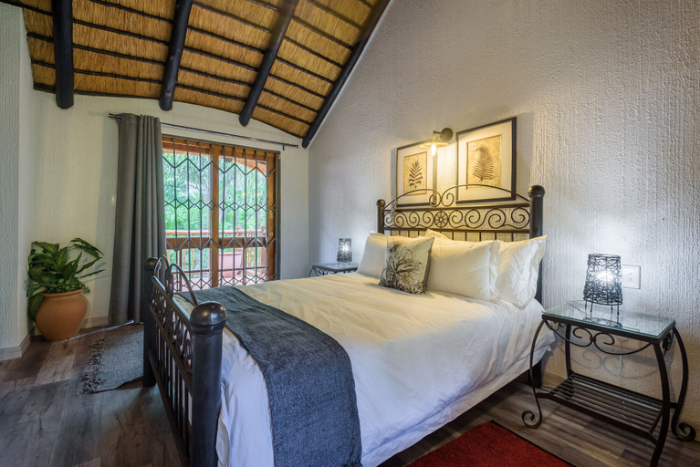 Bedroom 3, Kruger Park Lodge Unit No. 221, Ehlanzeni