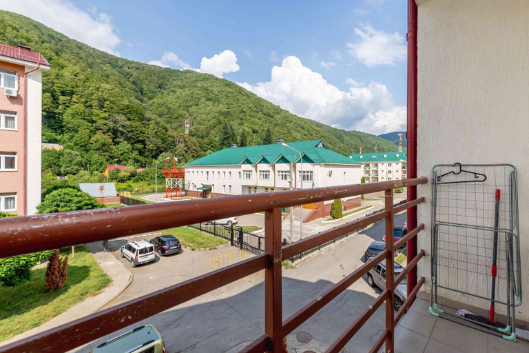 Others 4, More Apartments na Estonskoy 37 k2 49, Sochi gorsovet